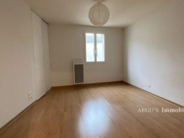Location Appartement 2 pièces 49m²