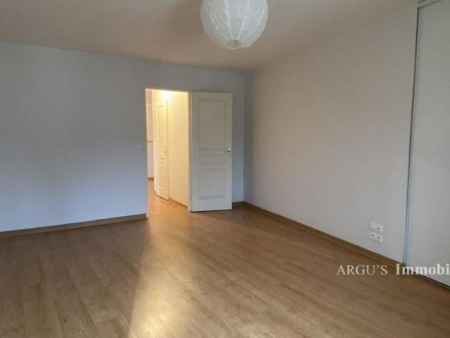 Location Appartement 2 pièces 49m²