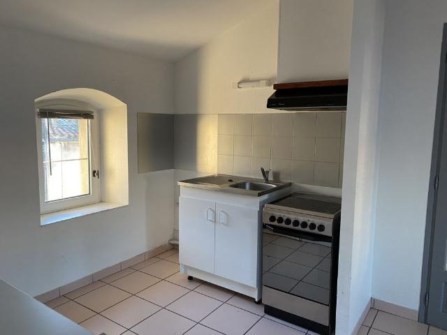 Location Appartement 2 pièces 49m² CASTELNAUDARY 11400