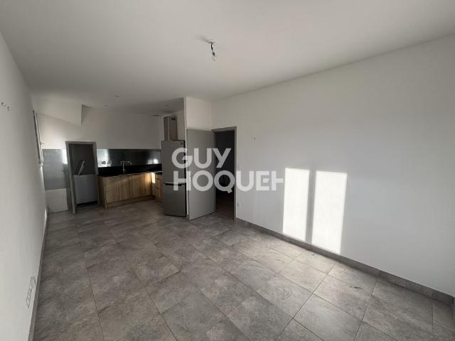 Location Appartement 2 pièces 49m² CERET 66400