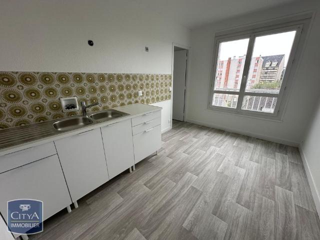 Location Appartement 2 pièces 49m² CHATEAUROUX 36000