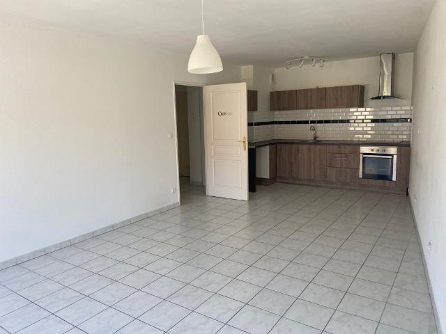 Location Appartement 2 pièces 49m² ANGOULEME 16000