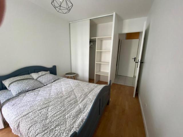 Location Appartement 2 pièces 49m² BORDEAUX 33800