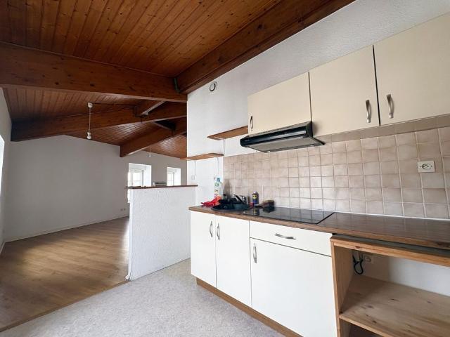 Location Appartement 2 pièces 49m² BORDEAUX 33000
