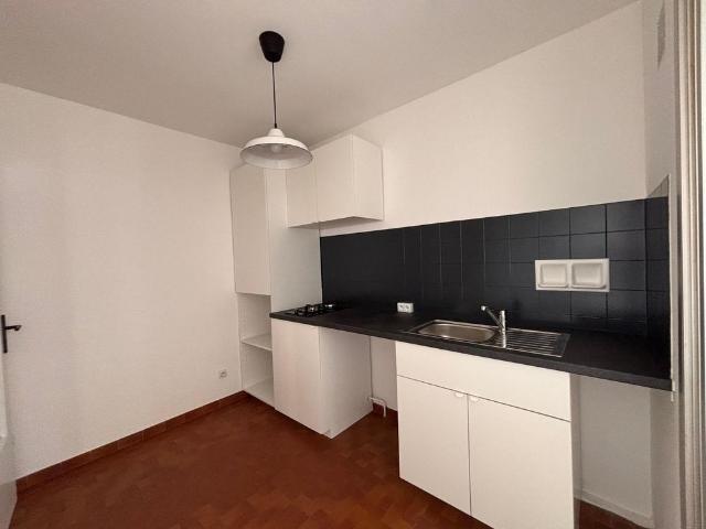 Location Appartement 2 pièces 49m² BORDEAUX 33000