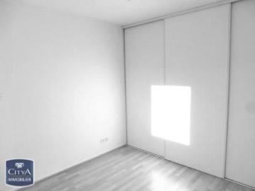 Location Appartement 2 pièces 49m² ONET LE CHATEAU 12850