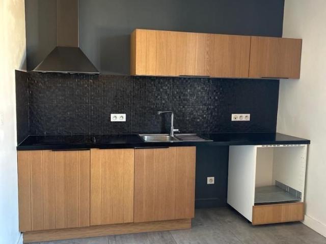 Location Appartement 2 pièces 49m² MONTPELLIER 34000