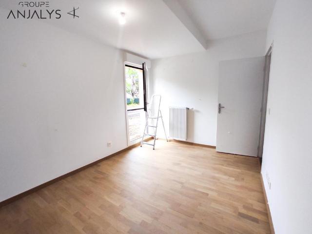 Location Appartement 2 pièces 49m² ST PRIEST 69800