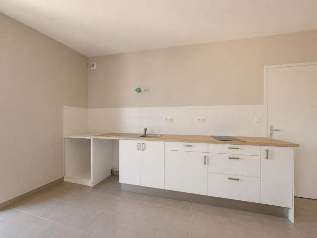 Location Appartement 2 pièces 49m² TOURS 37000