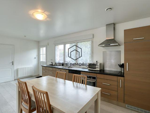 Location Appartement 2 pièces 53.4 m2 Villecresnes