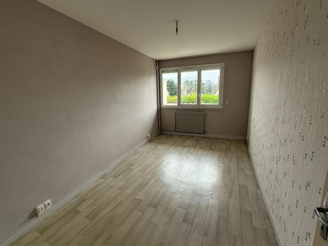 Location appartement 2 pièces, 53.68m², Châteauroux