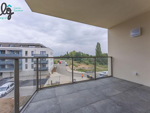 Location Appartement 2 pièces 53.7 m2 Montigny les metz