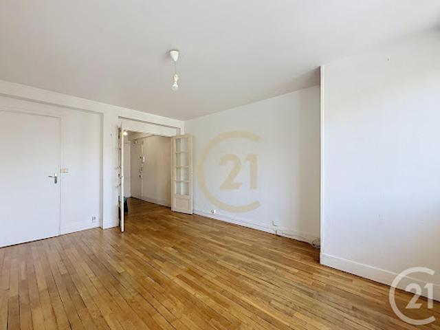 Location Appartement 2 pièces 53.82 m2 Versailles