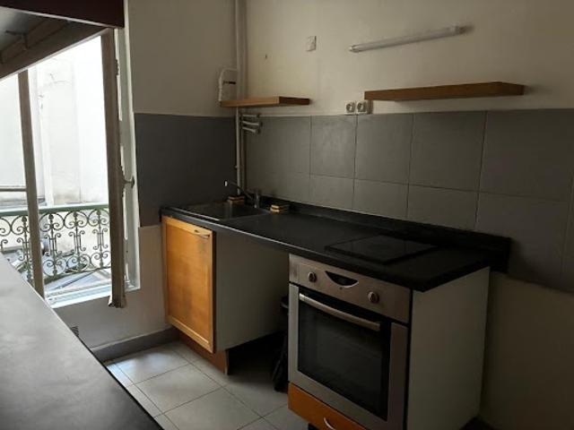 Location Appartement 2 pièces 53.9 m2 Paris 11ème