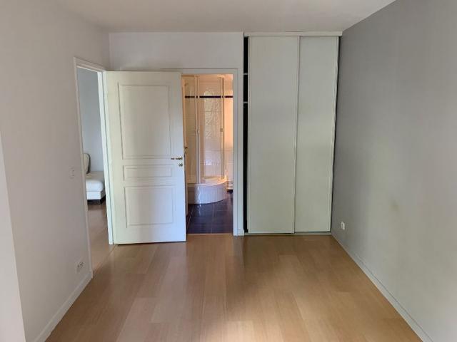 Location appartement 2 pièces, 53.00m², Issy les Moulineaux