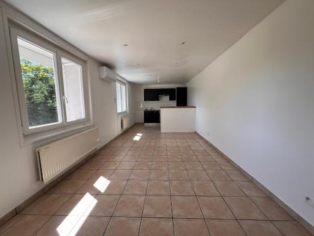 Location Appartement 2 pièces 53.08 m2 Rive de Gier