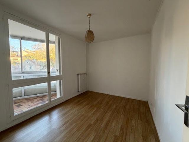 Location Appartement 2 pièces 53 m2 Corbeil Essonnes