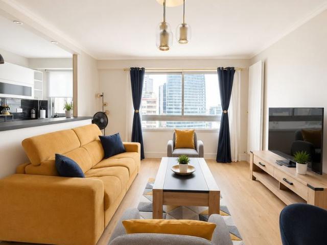 Location Appartement 2 pièces 53m² COURBEVOIE 92400