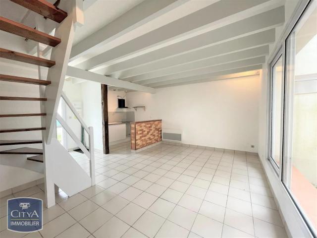 Location Appartement 2 pièces 53m² COUTRAS 33230