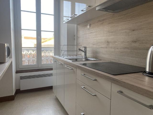 Location Appartement 2 pièces 53m² COGNAC 16100