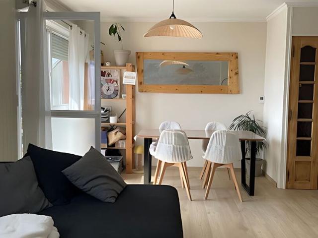 Location Appartement 2 pièces 53m² BETHENY 51450