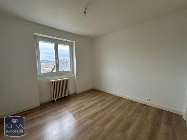 Location Appartement 2 pièces 53m² BRIVE LA GAILLARDE 19100