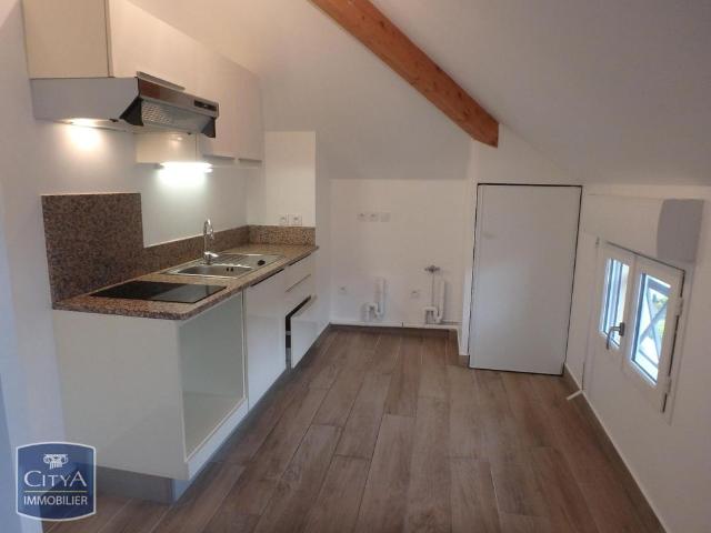 Location Appartement 2 pièces 53m² BUC 78530