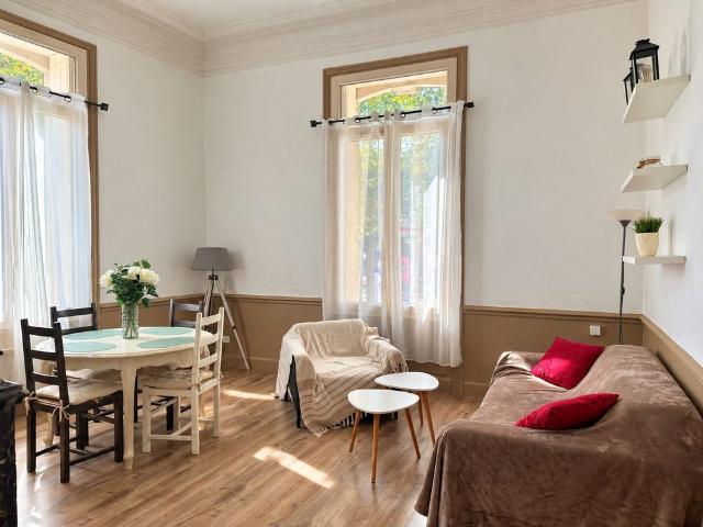 Location Appartement 2 pièces 53m² NARBONNE 11100