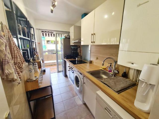 Location Appartement 2 pièces 53m² NICE 06300