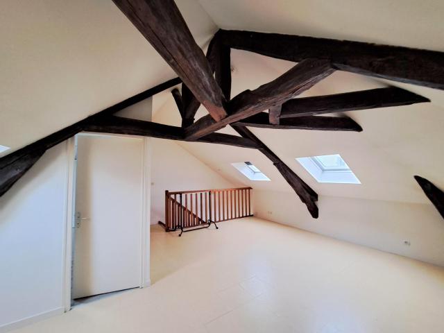 Location Appartement 2 pièces 53m² TOURS 37000