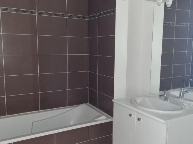 Location appartement 2 pièces, 50.54m², Combs la Ville