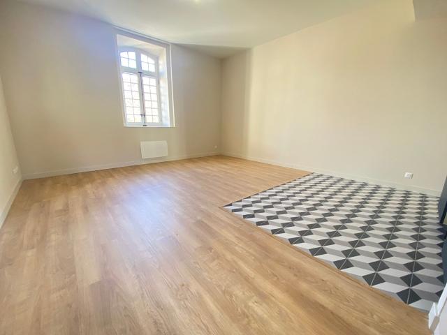 Location appartement 2 pièces, 50.28m², Narbonne