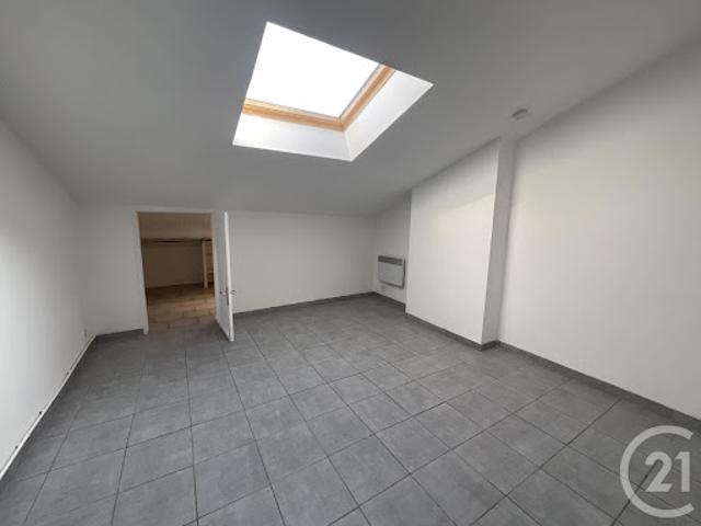 Location Appartement 2 pièces 50.35 m2 Saint Michel l'Observatoire