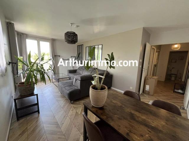 Location Appartement 2 pièces 50 m2 à Savigny le Temple