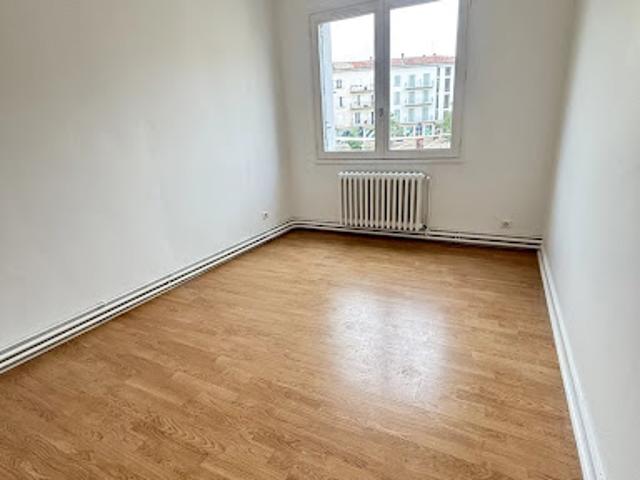 Location Appartement 2 pièces 50 m2 Bergerac