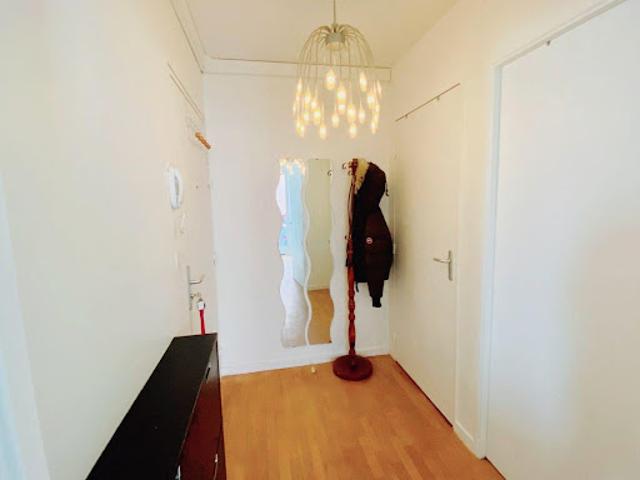 Location Appartement 2 pièces 50 m2 Courbevoie