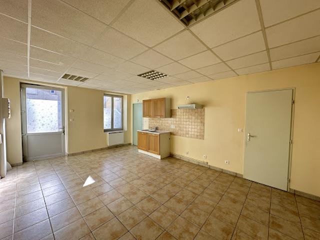 Location Appartement 2 pièces 50 m2 Cluny
