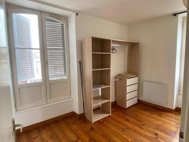 Location Appartement 2 pièces 50 m2 Dax