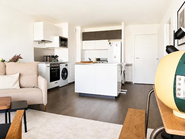Location Appartement 2 pièces 50 m2 Paris 19ème
