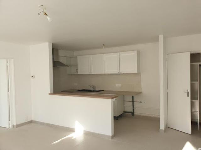 Location Appartement 2 pièces 50 m2 Sens