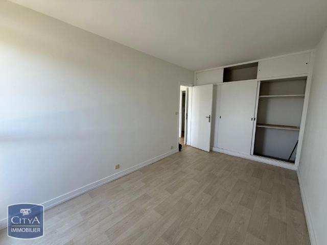 Location Appartement 2 pièces 50m² BOURGES 18000