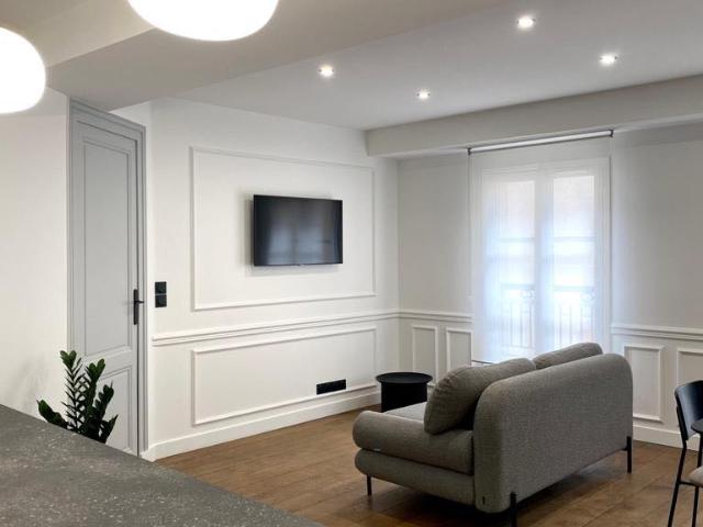 Location Appartement 2 pièces 50m² BORDEAUX 33000
