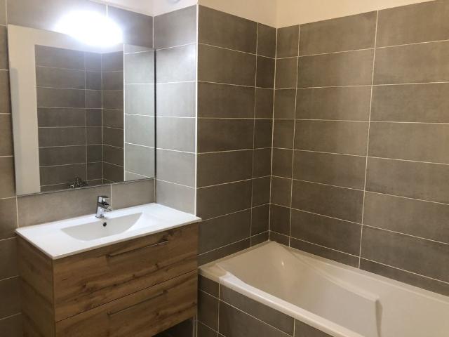 Location Appartement 2 pièces 50m² BEZIERS 34500