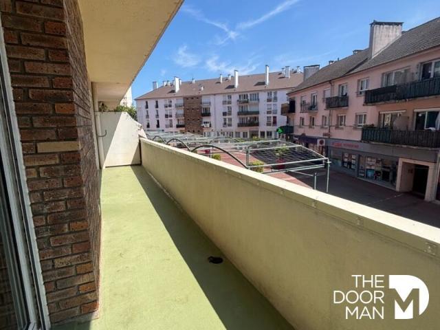 Location Appartement 2 pièces 50m² MAUREPAS 78310