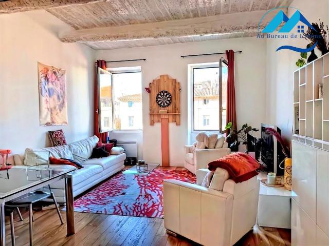 Location Appartement 2 pièces 50m² MARSEILLE 1er