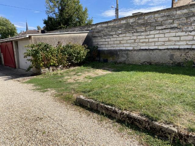 Location Appartement 2 pièces 50m² SENS 89100