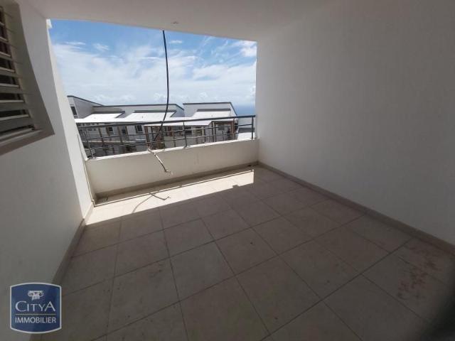Location Appartement 2 pièces 50m² ST DENIS 97400
