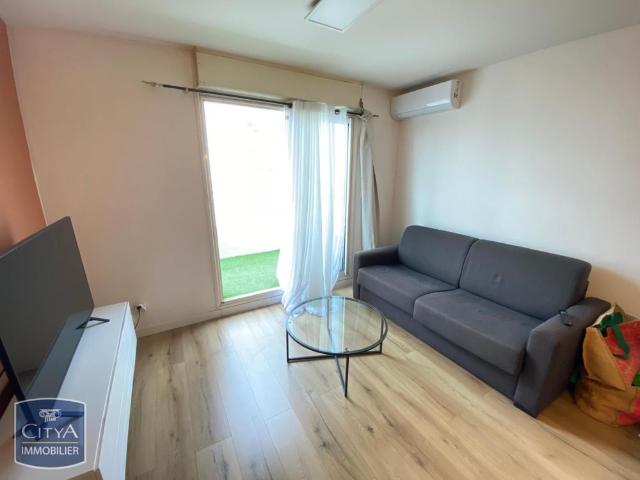 Location Appartement 2 pièces 50m² ST DENIS 97400
