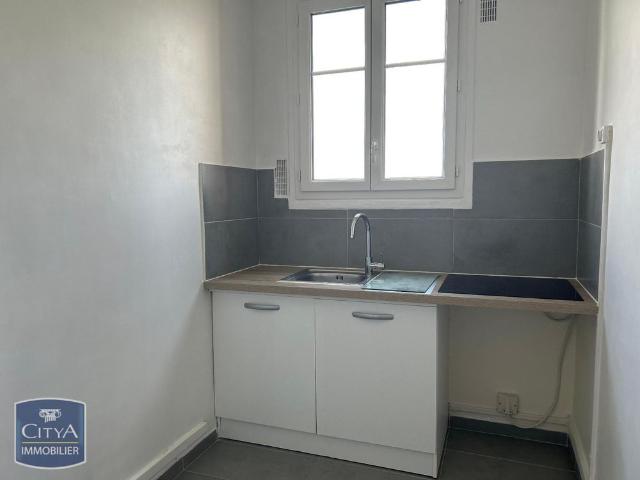 Location Appartement 2 pièces 50m² ST MAUR DES FOSSES 94210