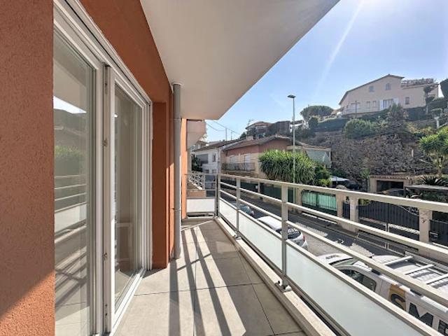 Location Appartement 2 pièces 51.52 m2 Le Cannet